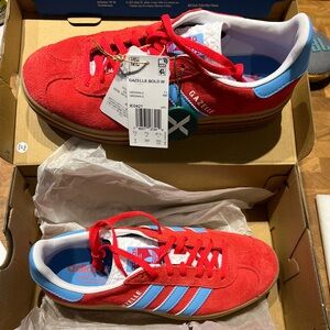 Adidas Gazelle Bold. Size 9. Red/blue